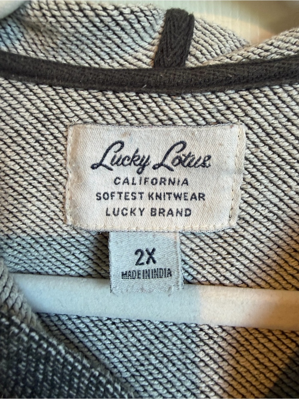 Lucky Brand Southwest style zippered hoodie.
GUC size XXL Grey & red tones - Picture 4 of 5
